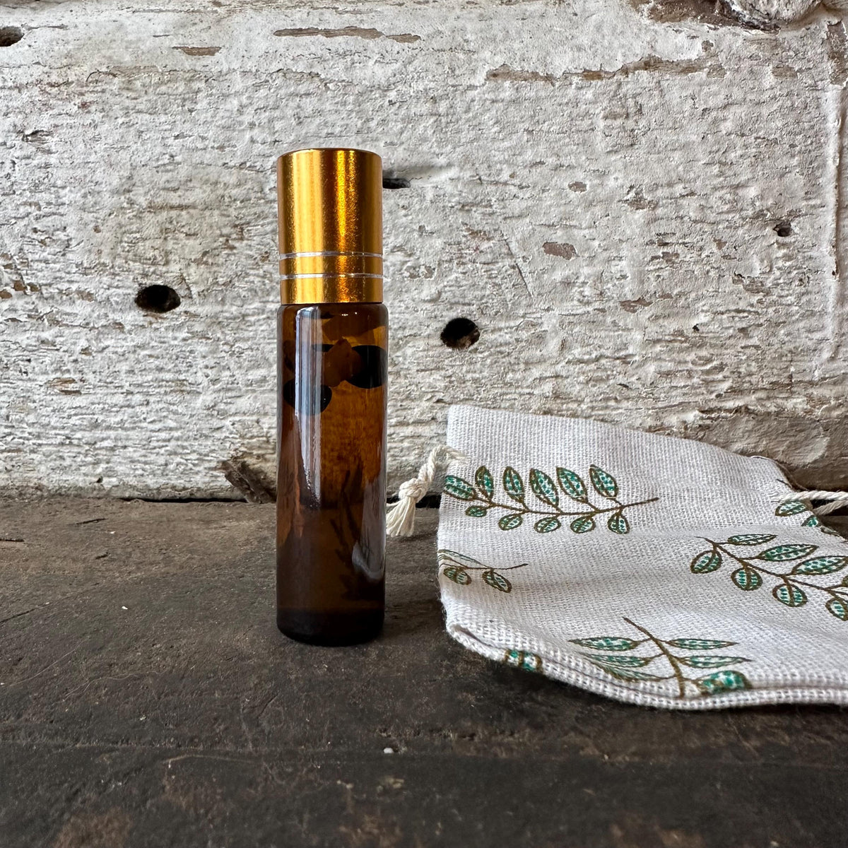 Come Back To Earth Grounding Oil Roller