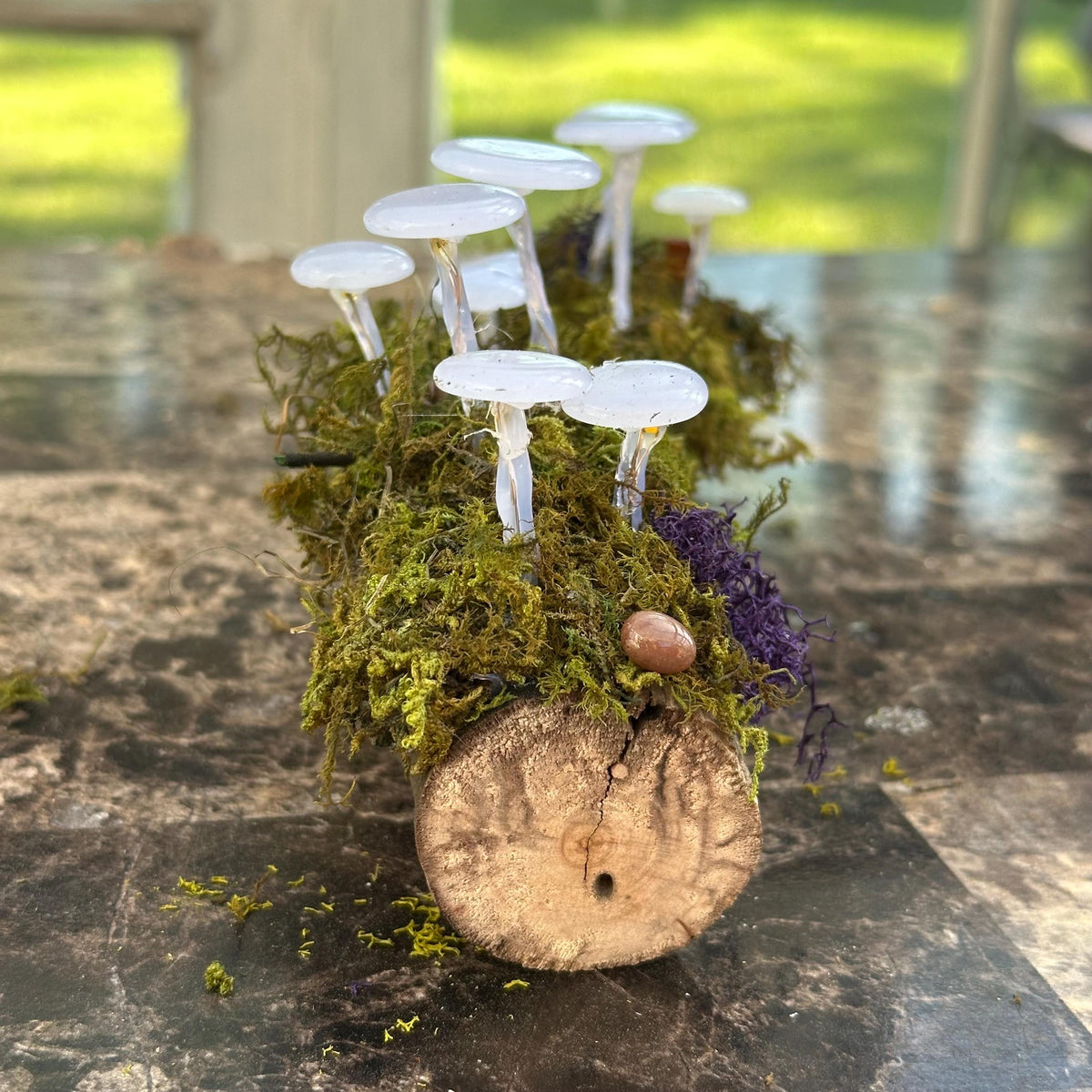 Glowing Mushroom Log – Purple