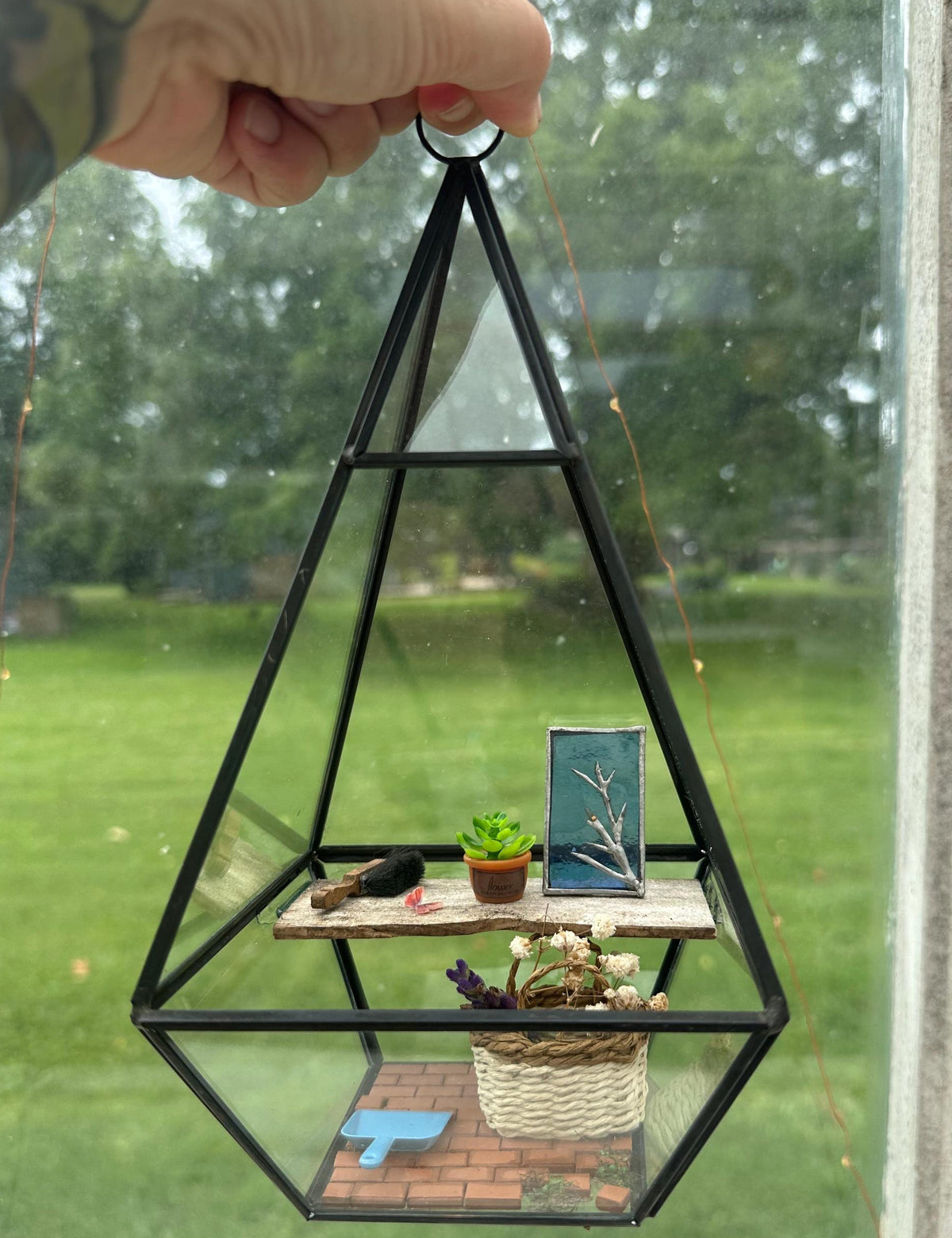 Miniature Greenhouse – Potting Shed