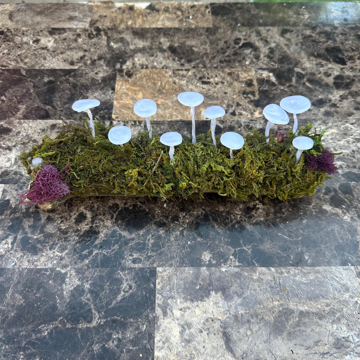 Glowing Mushroom Log – Pink